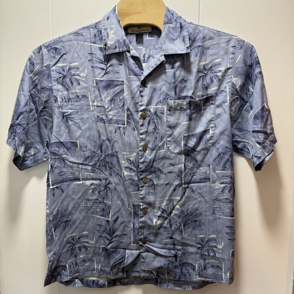 Tommy Bahama Men's 100% Silk Button Up Shirt Size‎ Medium Blue Palm Tree Beach